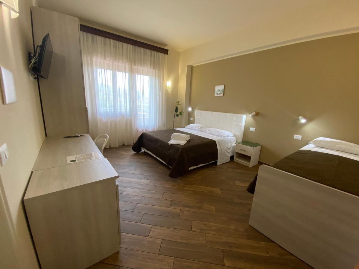 All'Anoneto B&B Catona Di Reggio Calabria Екстериор снимка